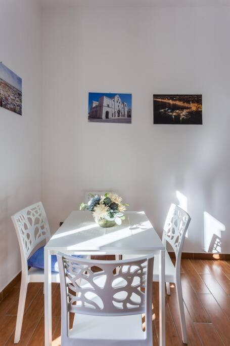 Dimora Donna Vittoria Apartment Bari Ngoại thất bức ảnh