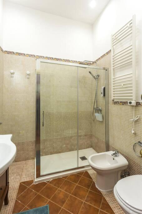 Dimora Donna Vittoria Apartment Bari Ngoại thất bức ảnh